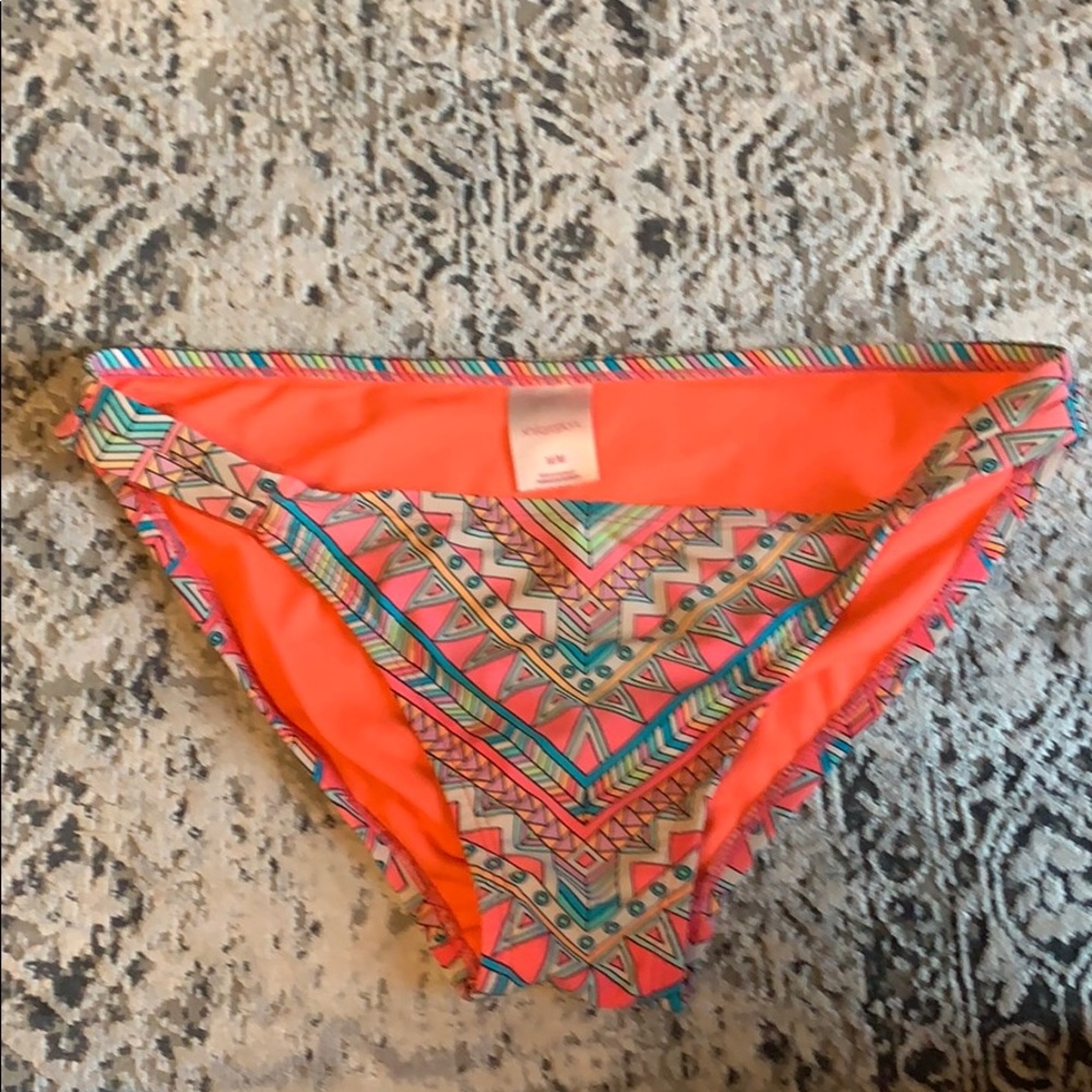 Size Medium Bottoms